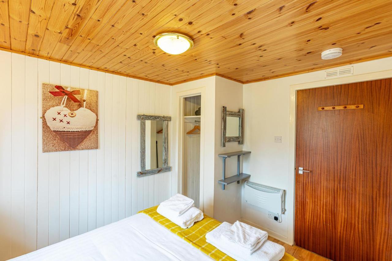 Holiday home Heather 17 With Hot Tub Belladrum