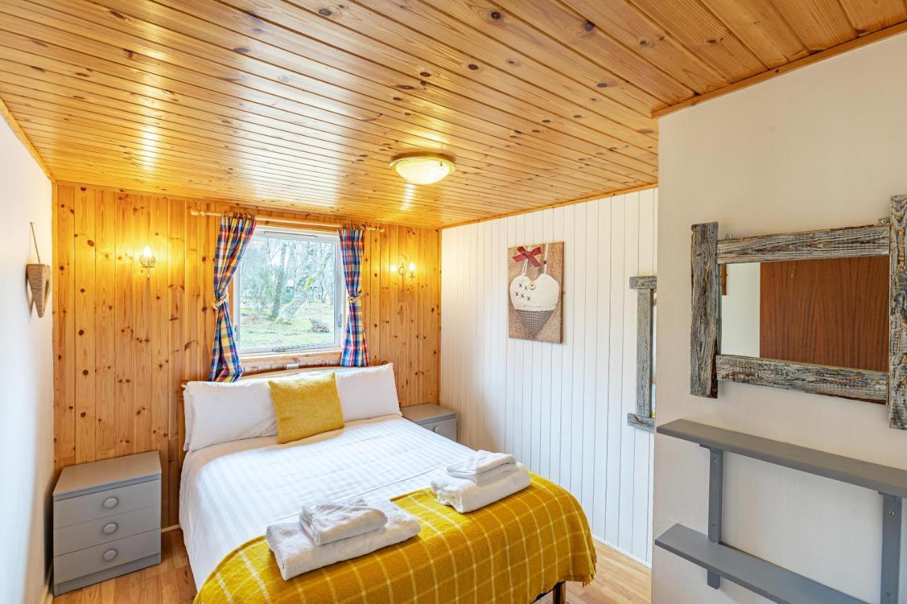 Heather 17 With Hot Tub Holiday home Belladrum